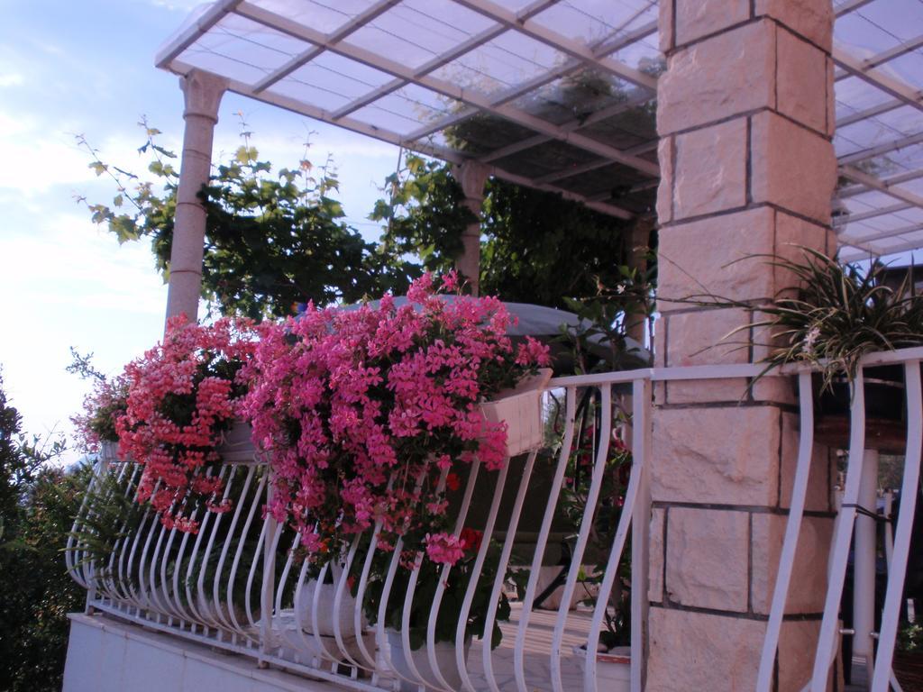 Guest House Taira Дубровник Екстериор снимка
