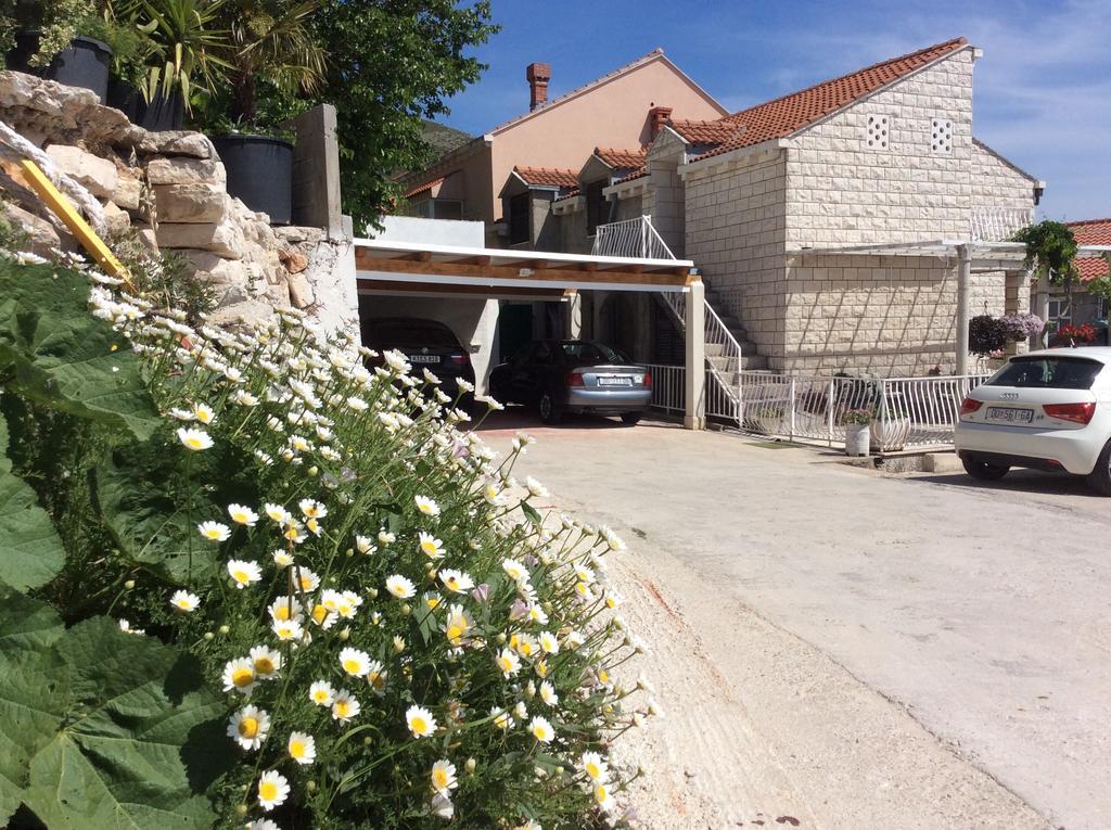 Guest House Taira Дубровник Екстериор снимка