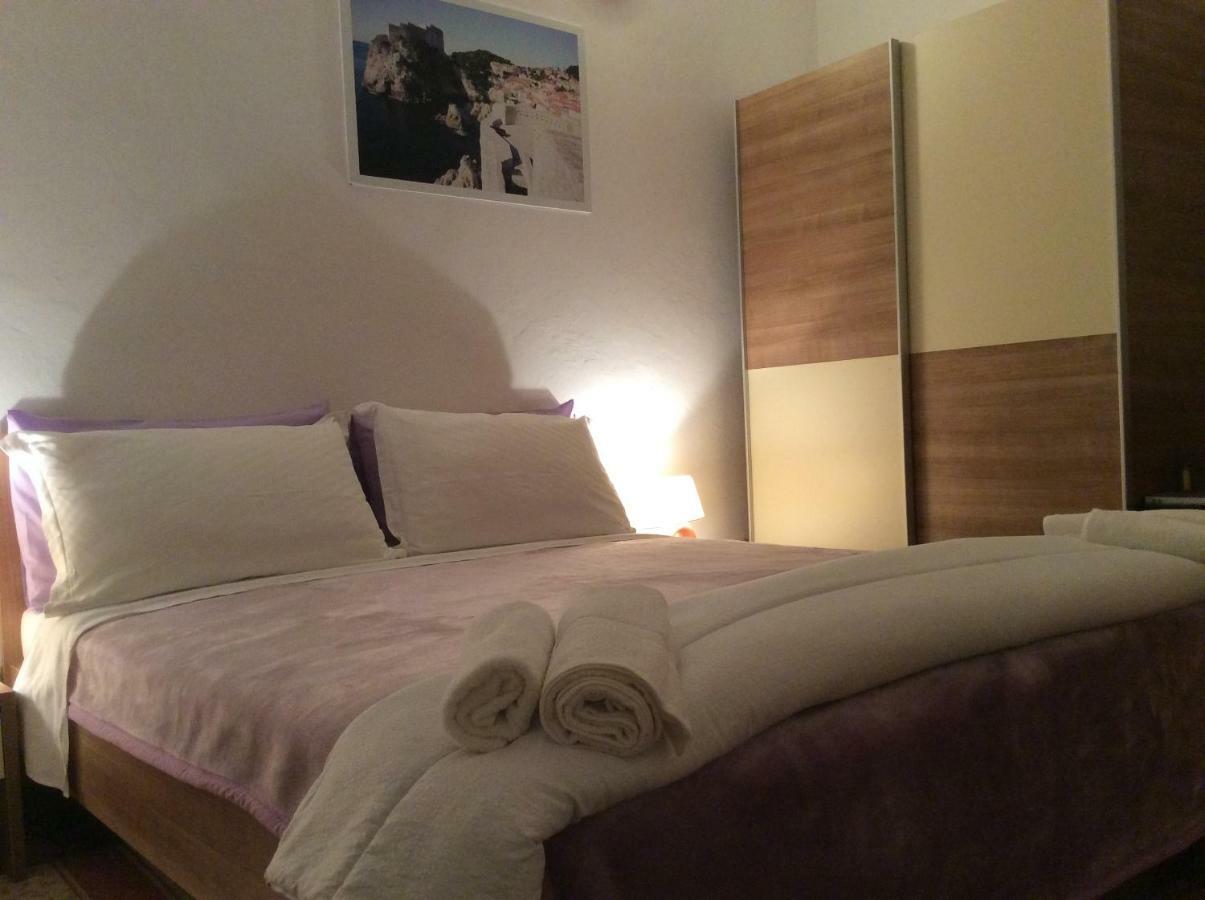 Guest House Taira Дубровник Екстериор снимка
